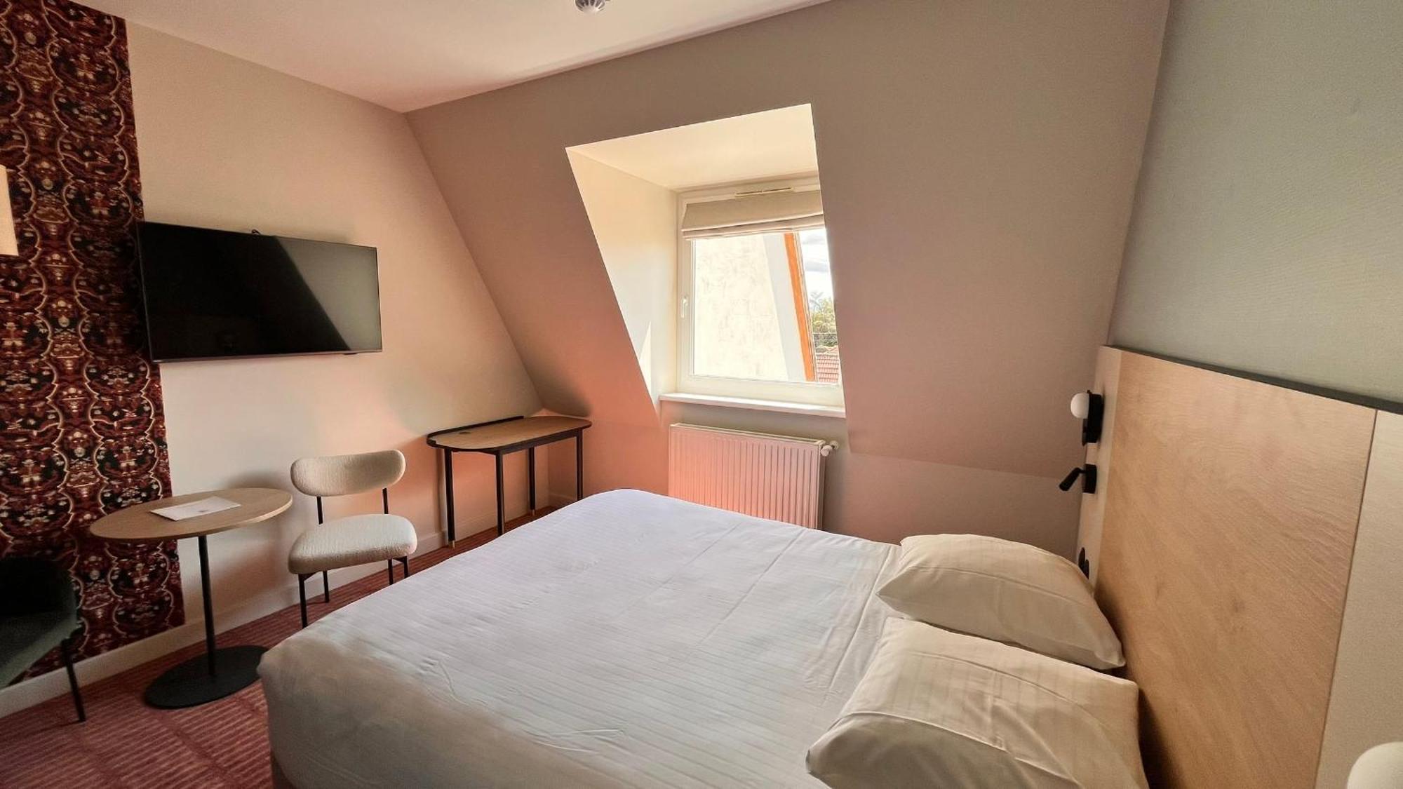 Hotel L'Ours De มุตซิก ภายนอก รูปภาพ